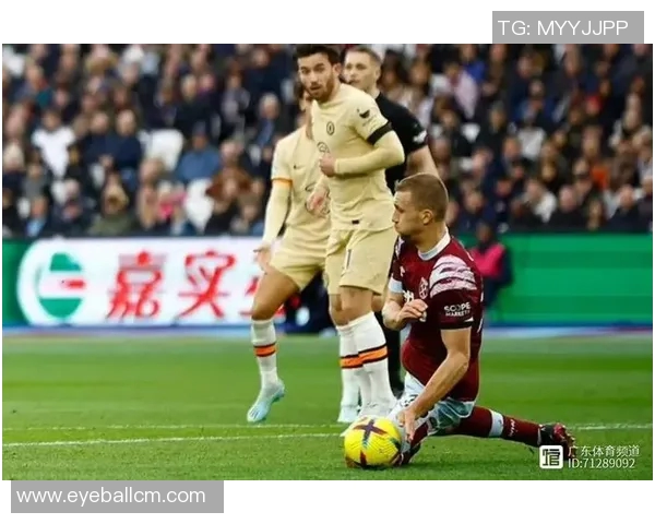 英超联赛将在新赛季引入VAR技术，球迷期待裁判更加公正和准确的判罚结果